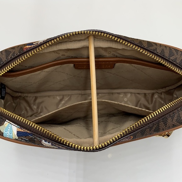 MICHAEL KORS JET SET GIRLS LARGE EAST WEST ZIP PACKED CHAIN XBODY BROWN … - Picture 11 of 16